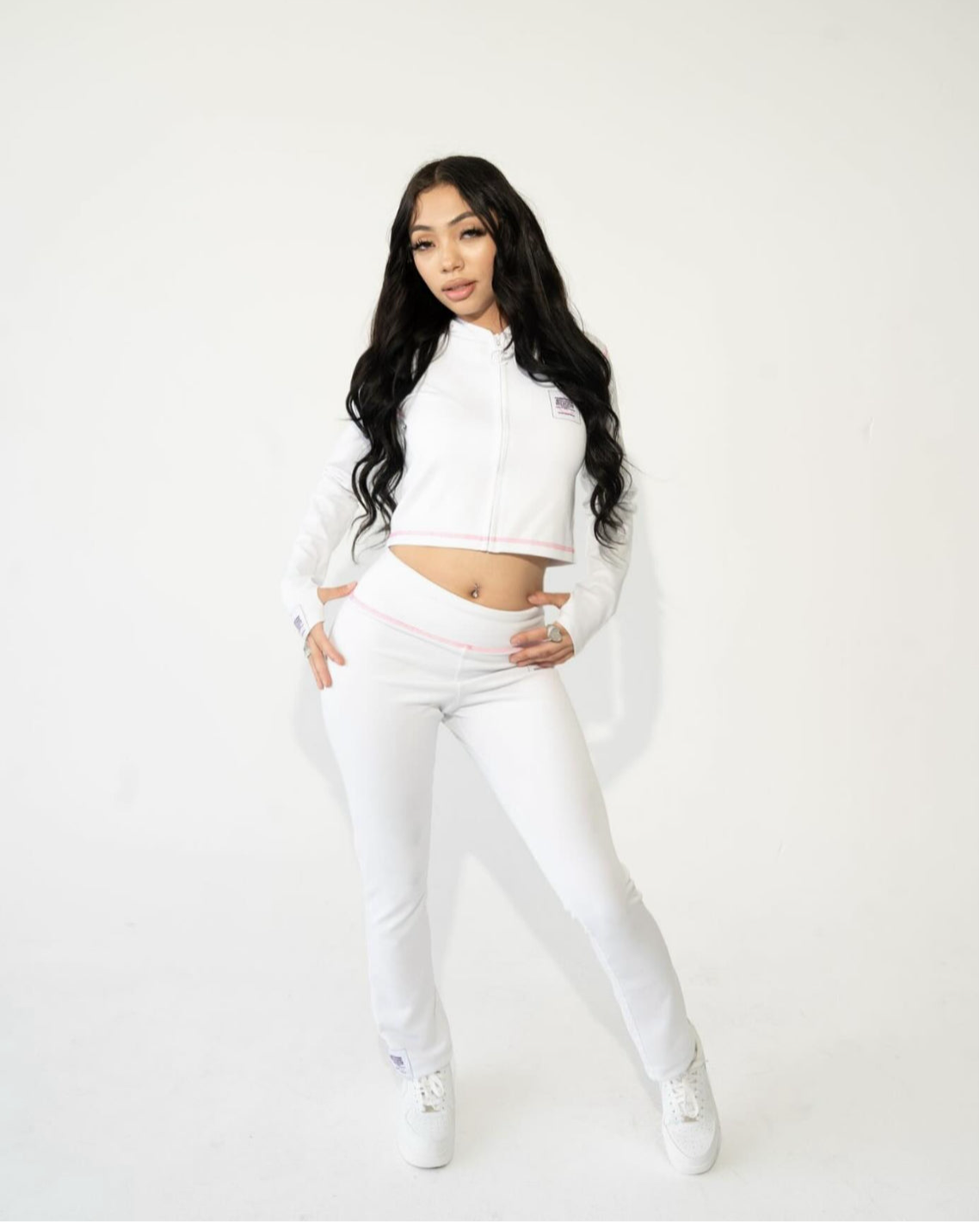 Offskiithebrand white and pink logo set